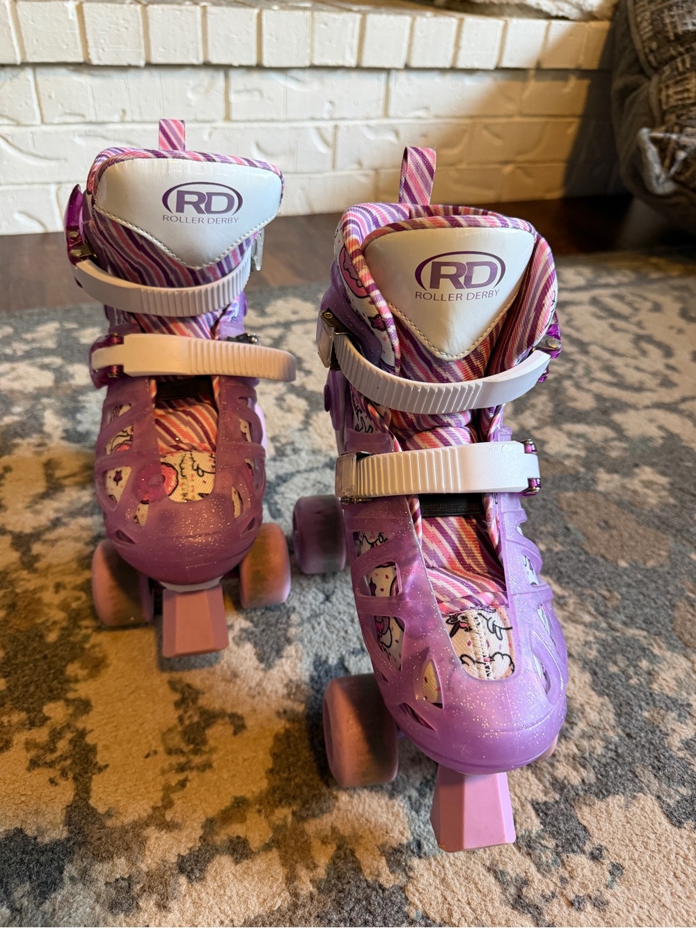Girl’s Roller Derby Unicorn 🦄 Adjustable Skates Size Youth 3-6